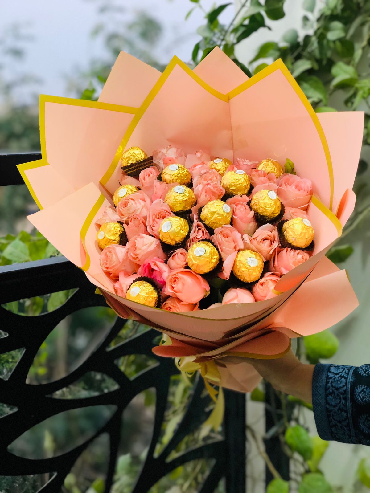 Ferrero Rose Magic Bouquet