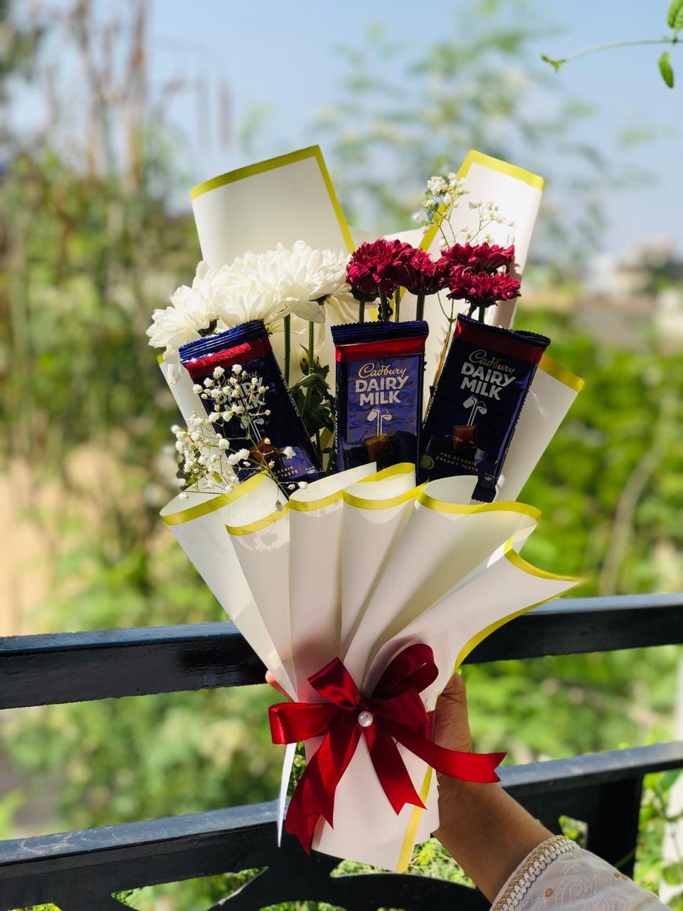 Sweet Daisy Delight - Giftogram By Samana