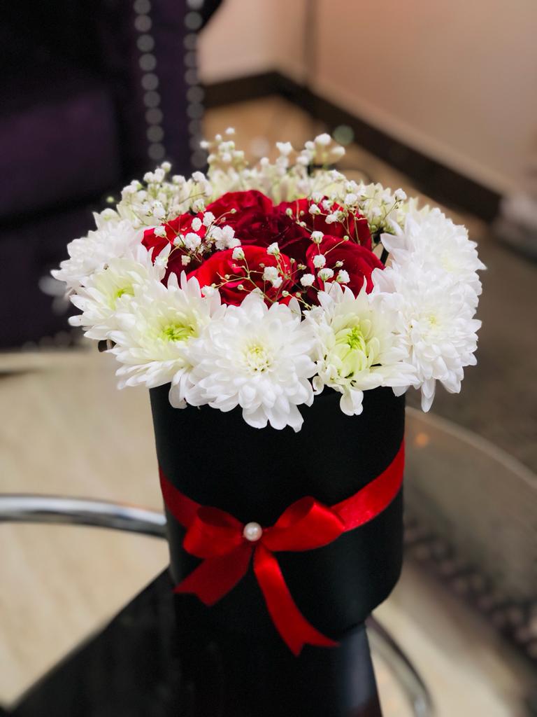 Blooming Affection - Giftogram By Samana