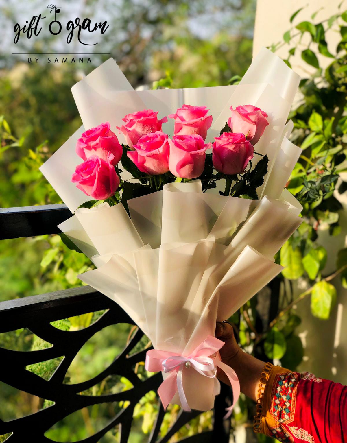 Floral Elegance - Giftogram By Samana