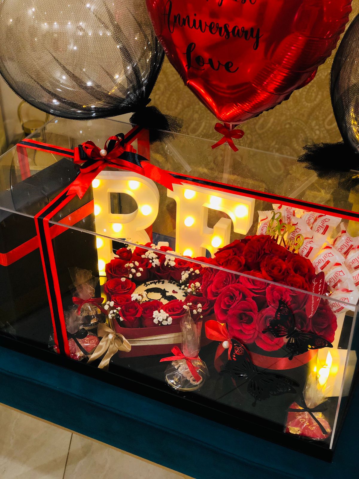 Luxury Acrylic Box - Giftogram By Samana
