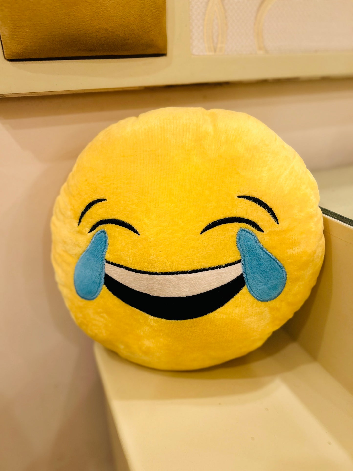 Emoji Cushion