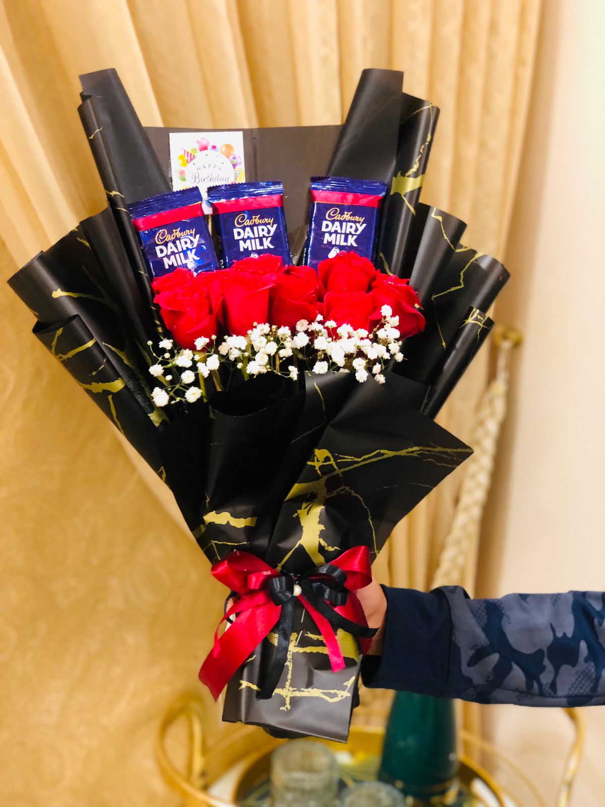 Chocolaty Blooms - Giftogram By Samana
