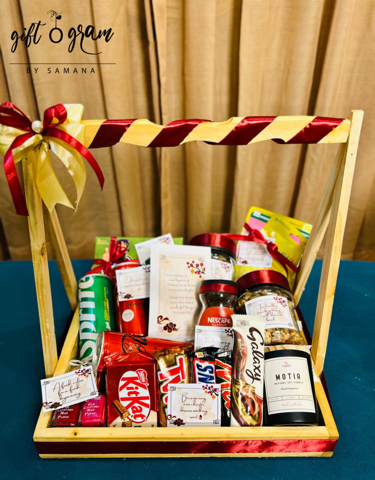 Deluxe Treats Gift Hamper