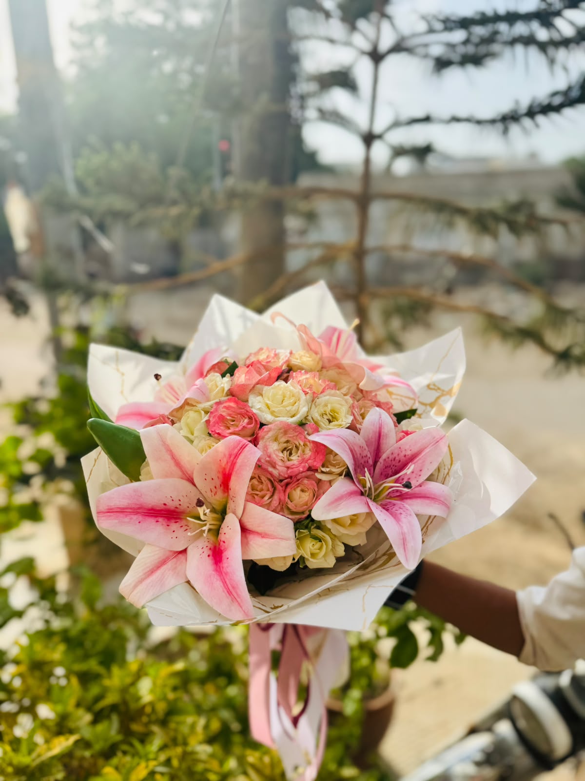 Luxury Pink Lily & Rose Bouquet