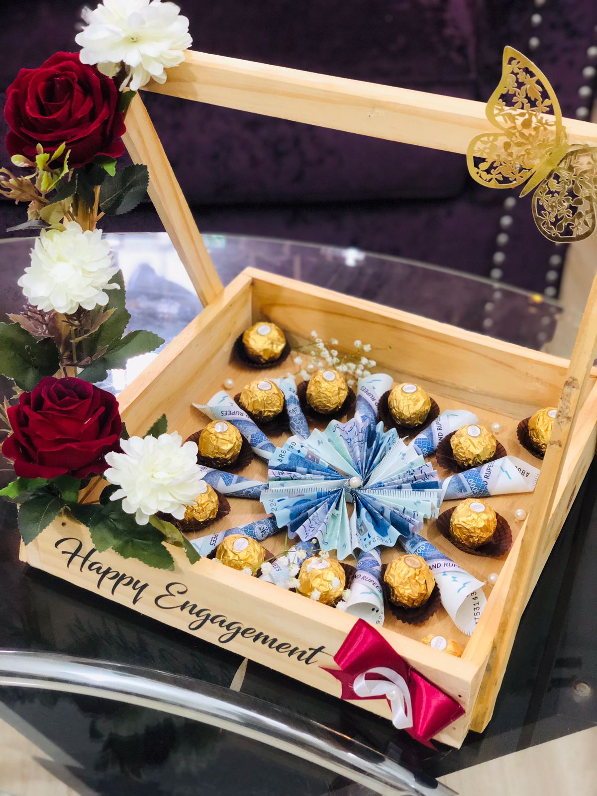 Samana Sweets Sweet Wealth Cart – Currency Notes & Chocolate Gift Hamper Karachi ...