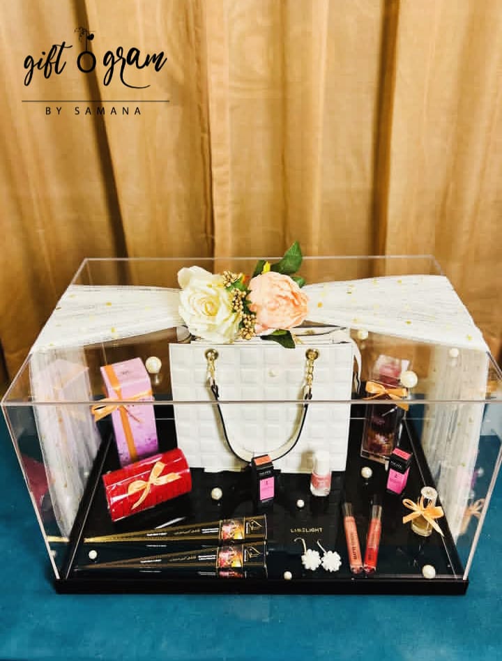 Acrylic wedding gift box with net wrapping and floral decoration (empty box)