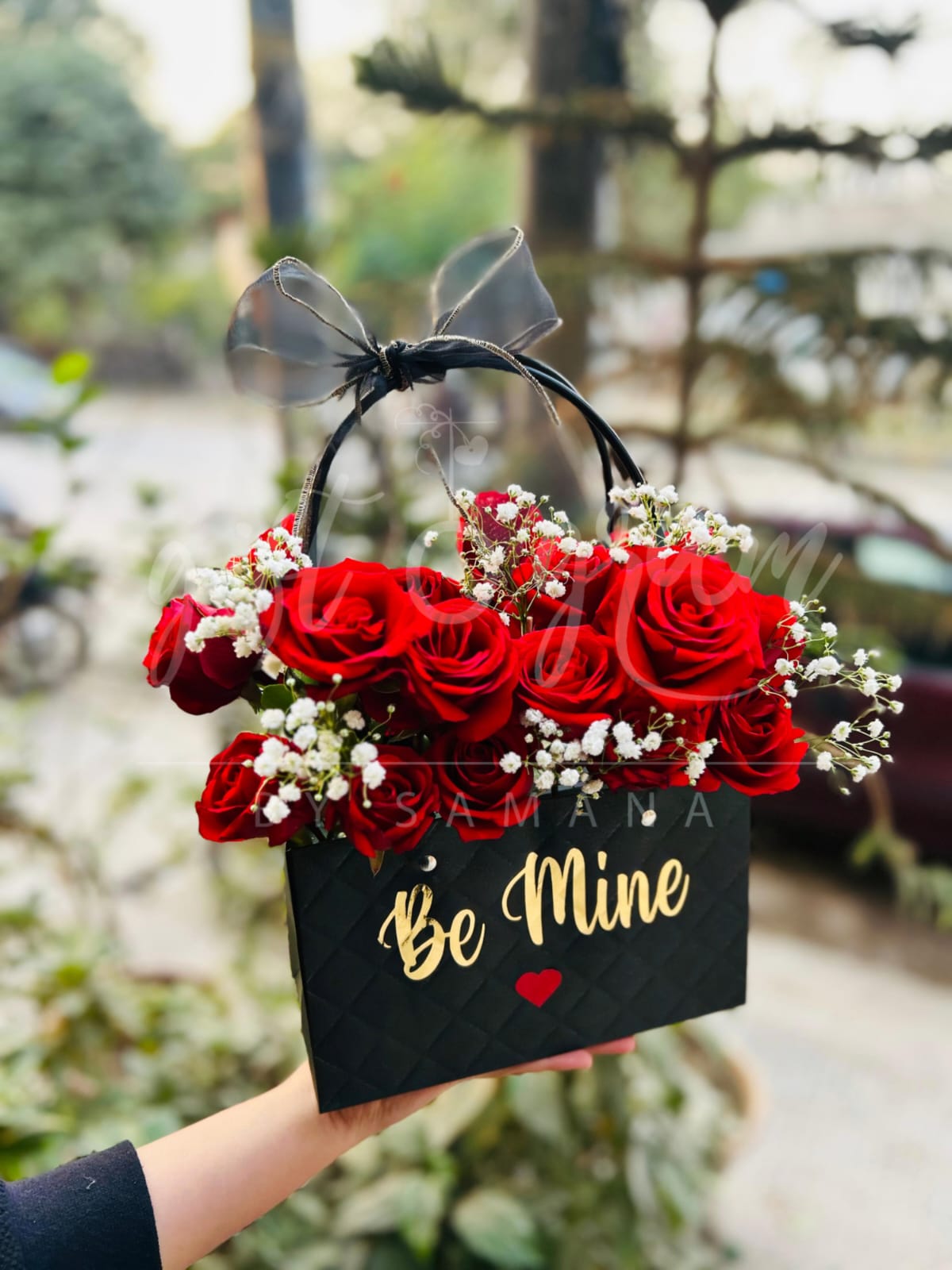 Be Mine red roses handbag
