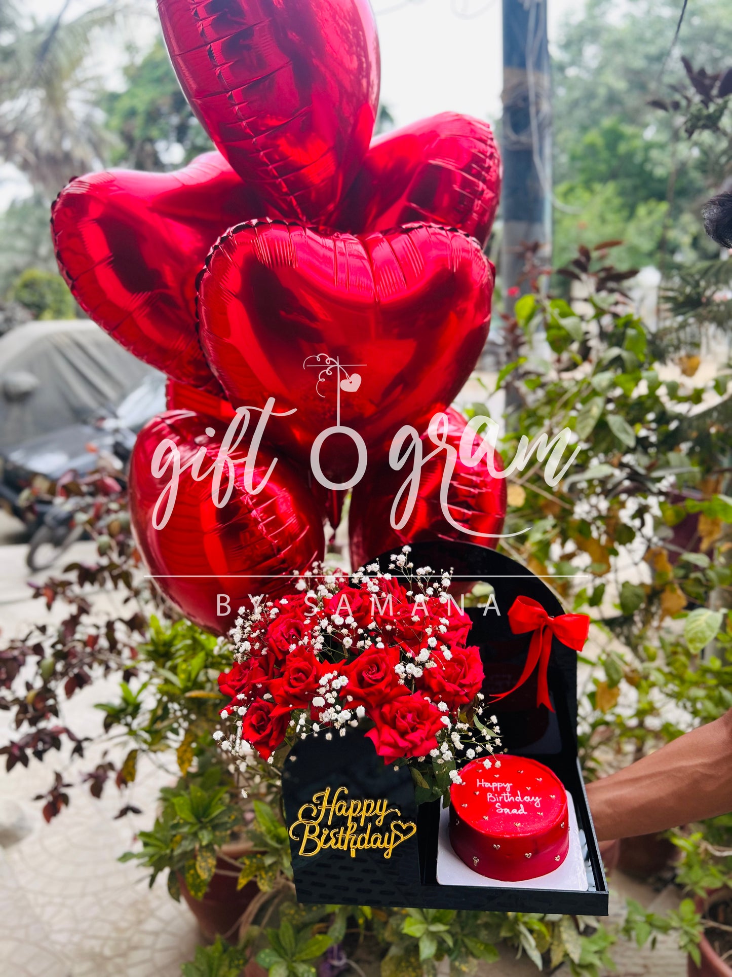 Heartfelt Birthday Combo – Birthday Cake & Gift Delivery Karachi