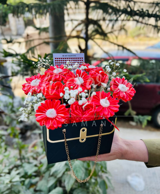Valentine candle flower handbag box with red flower candles