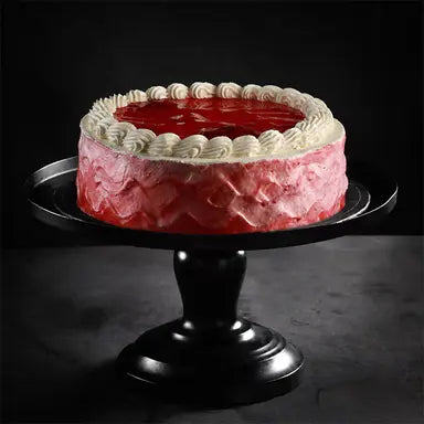 Strawberry Velvet Cake by Delizia