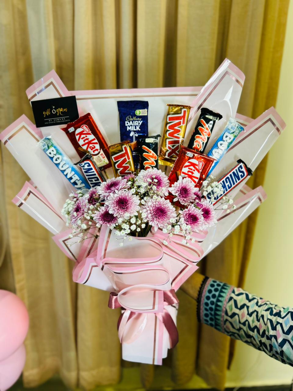 11 Mixed Chocolate & Flower Bouquet