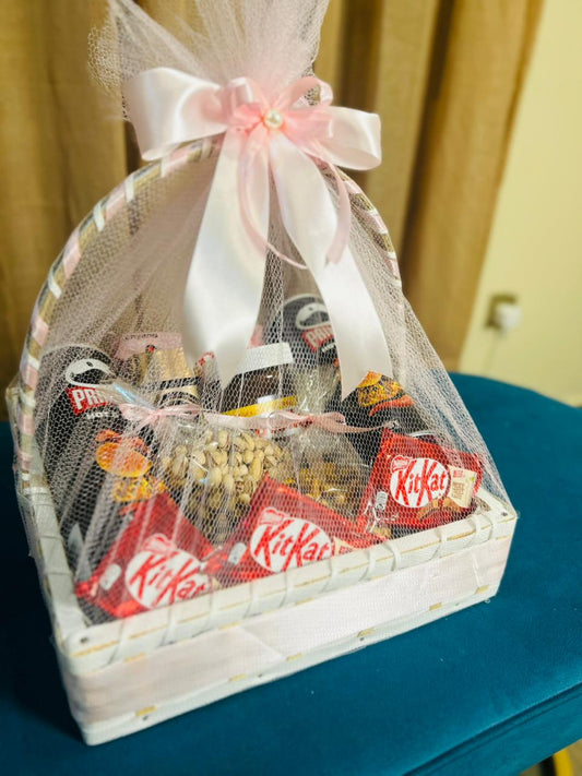 Luxury Decorative Gift Basket