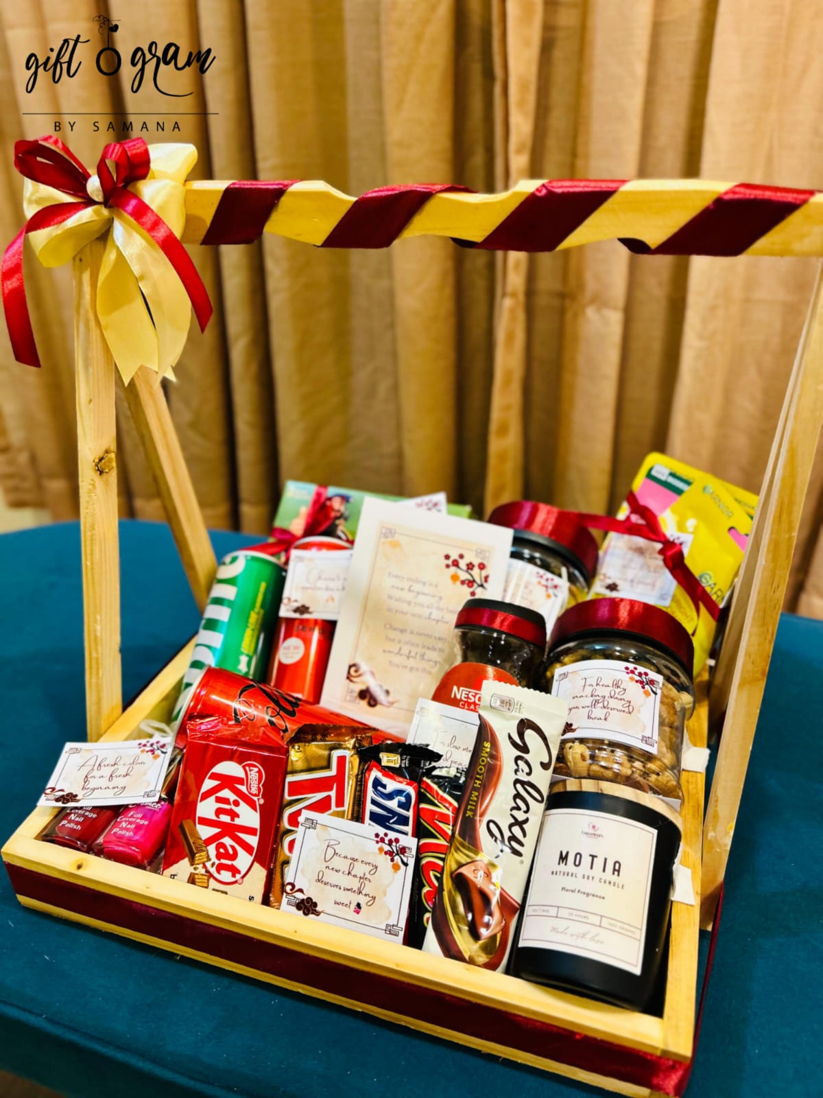 Deluxe Treats Gift Hamper