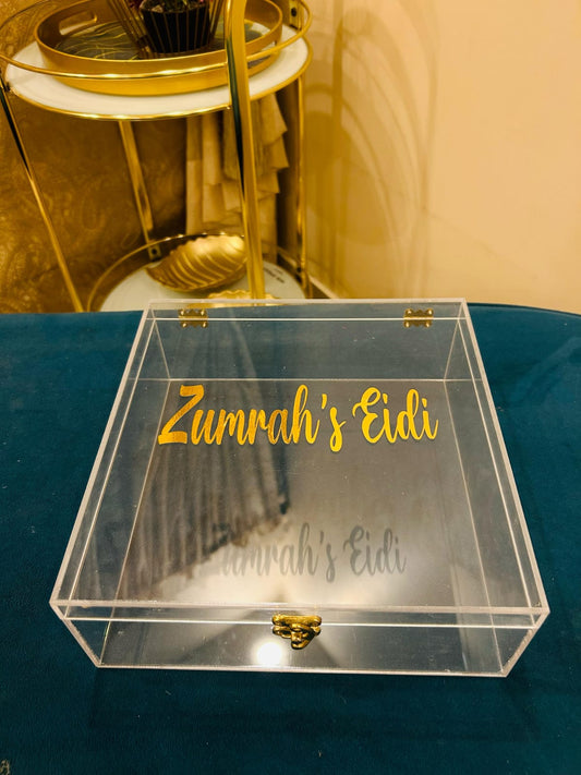Premium transparent acrylic cake box for luxury cake presentation and gift packaging.