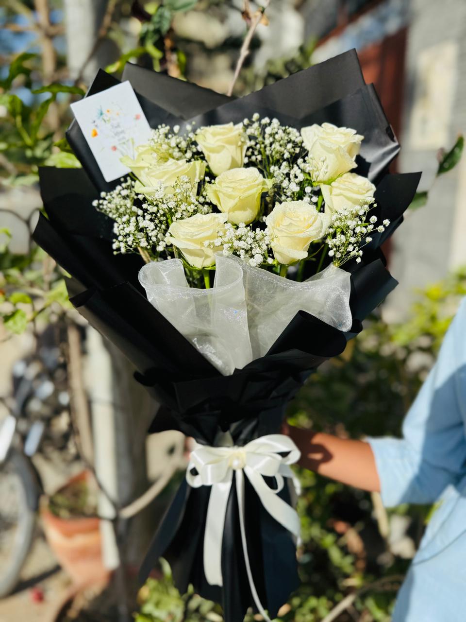 Luxury 8 Imported White Roses Bouquet with Baby's Breath