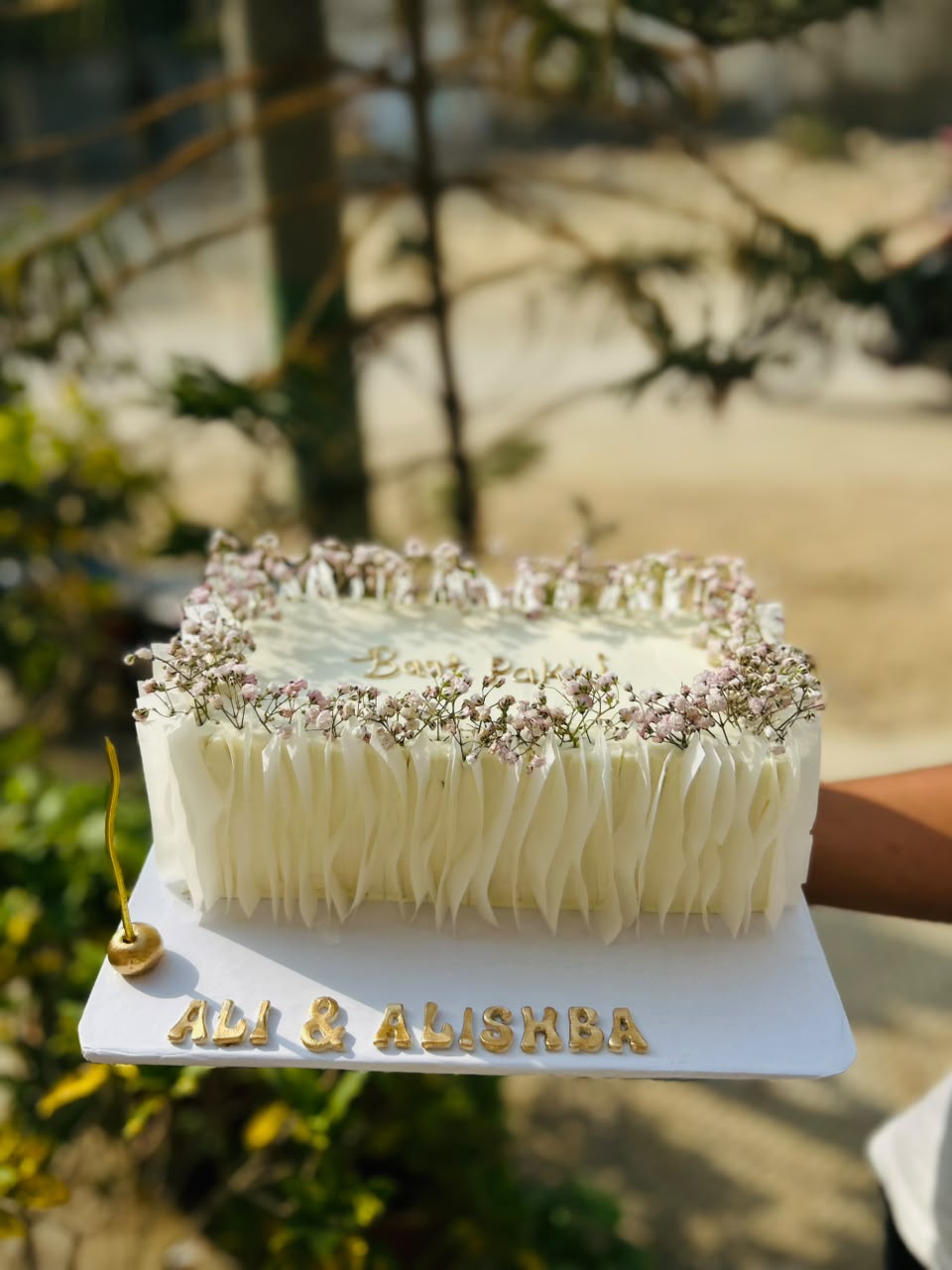 Elegant White Floral Birthday Cake