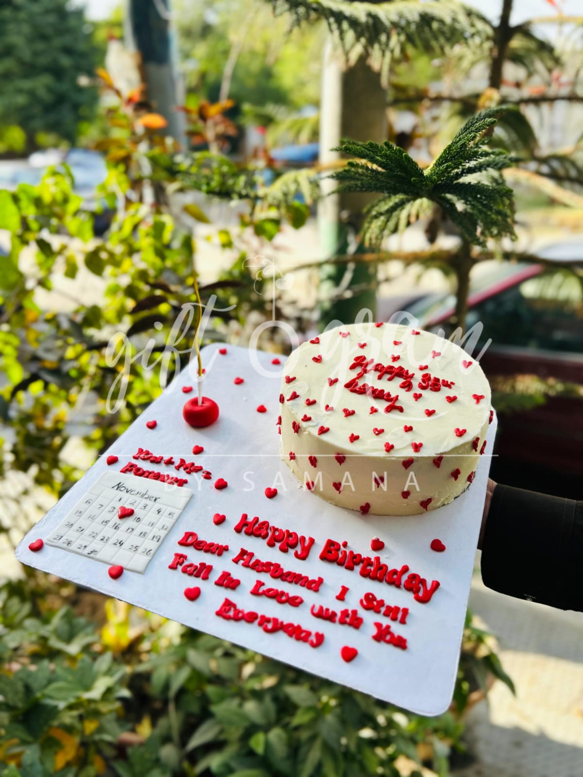 Calendar Style Customized Cake