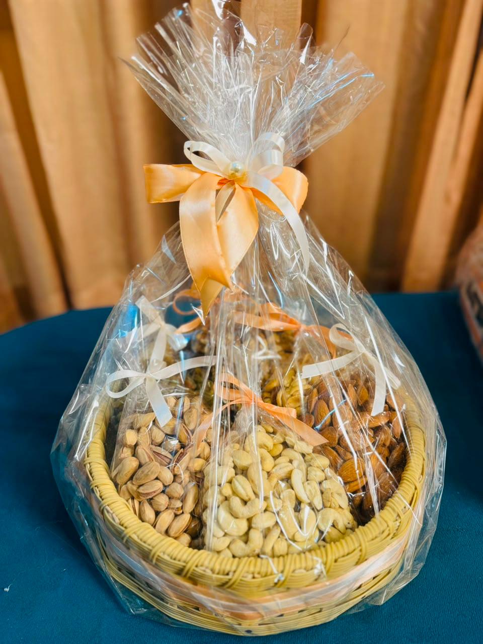 Premium Dryfruits Gift Basket